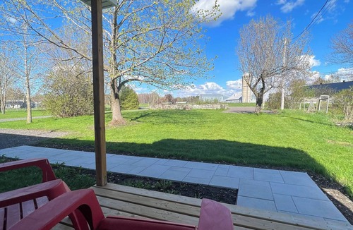 Saint-Chrysostome Ski Chalet | Charming two story retreat situated in the beautiful Haut St-Laurent. n