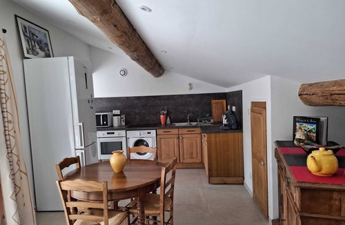 Montbrun-les-Bains Apartment | Charming two-room barronies large terrace
