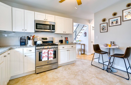 Villas House | Charming + Updated Villas Home w/Backyard!