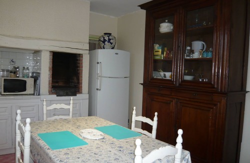 Saint-Genies-Bellevue Villa | Charming Villa painter - private pool - Label Clévacances 4 Keys