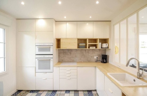 Ploubalay House | Charming vacation home with swimming pool