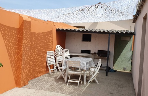 Olonne-sur-Mer House | Charming Vendée house with small enclosed garden