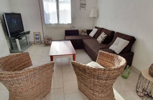 Olonne-sur-Mer House | Charming Vendée house with small enclosed garden