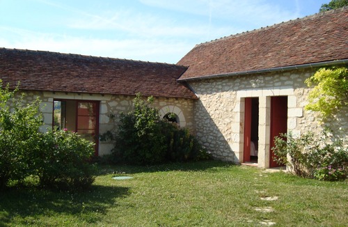 Le Grand-Pressigny House | Charming very quiet hamlet with beautiful view and large swimming pool