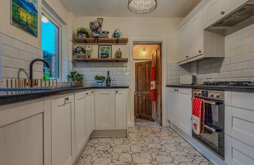 Market Drayton House | Charming Victorian Hidden Gem - Pass the Keys