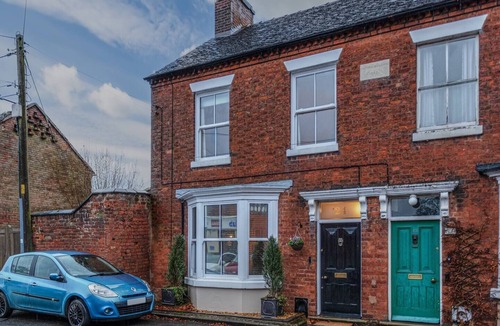 Market Drayton House | Charming Victorian Hidden Gem - Pass the Keys
