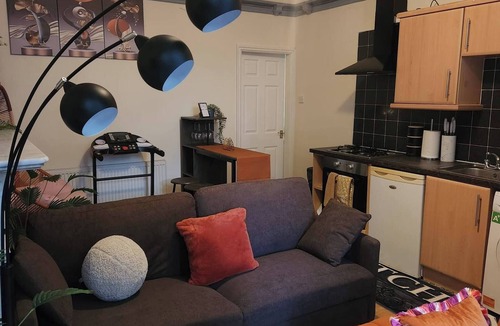 Wolverhampton Apartment | Charming Victorian Apartment in Central Wolverhampton