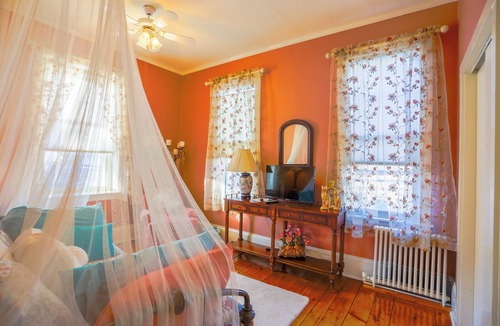 Millheim House | Charming Victorian Home at Pisano Winery