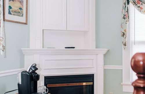 Groton House | Charming Victorian home