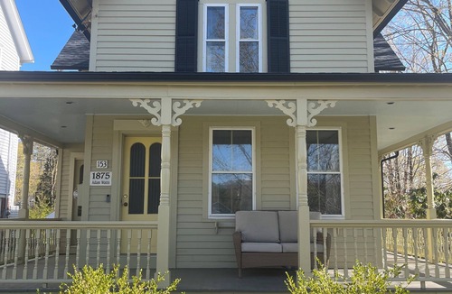 Litchfield Historic District House | Charming Victorian - Walk to Litchfield Green