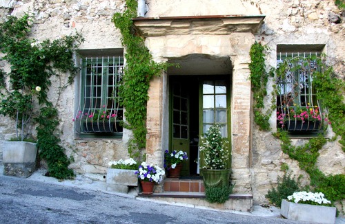Malemort-du-Comtat House | Charming village house with terrasse