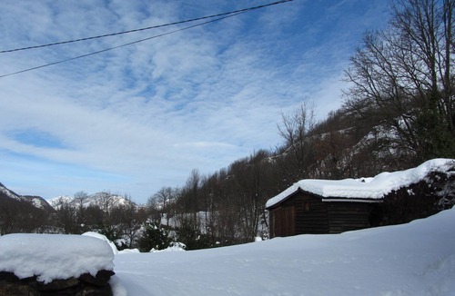 Perles-et-Castelet House | Charming village in 5 mns of Ax the baths for 4/6 people 3 keys