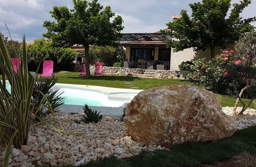 Vallon-Pont-d'Arc Villa | Charming villa in Vallon Pont D'arc with private pool