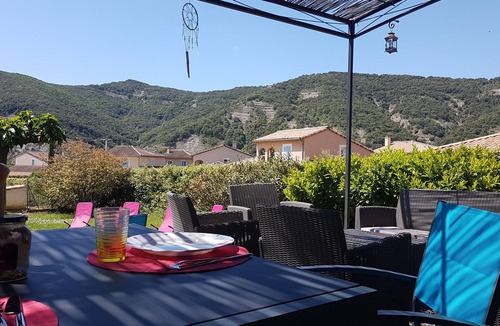 Vallon-Pont-d'Arc Villa | Charming villa in Vallon Pont D'arc with private pool