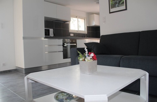 Blausasc Villa | CHARMING VILLA 15 MIN FROM NICE WITH COMMON POOL