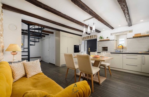 Muntrilj Villa | Charming Villa Casa E&J with Private Pool for up to 4 Guests