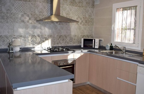 Calafat Cottage | Charming Villa with Pool, BBQ & Close to Beaches - 4 Bedrooms