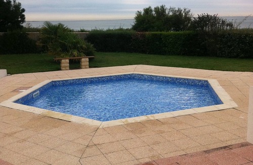 Pornic Villa | charming villa facing the breathtaking sea view