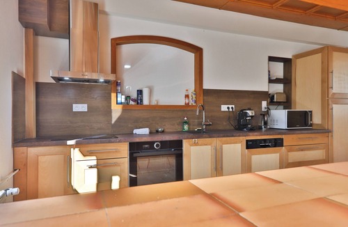 Sondernach Villa | Charming villa for 12, spa, sauna, pétanque