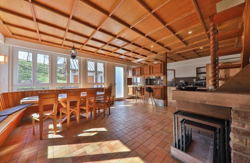 Sondernach Villa | Charming villa for 12, spa, sauna, pétanque