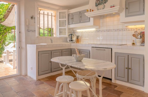 La Croix-Valmer Villa | charming villa with stunning view and pool