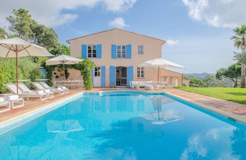 La Croix-Valmer Villa | charming villa with stunning view and pool
