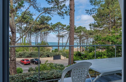Pyla-sur-Mer House | Charming Villa Perched with a View, Steps from the Pyla Beaches