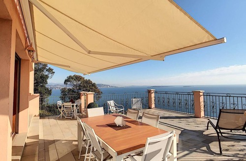 Theoule-Superieur House | Charming villa with stunning sea view