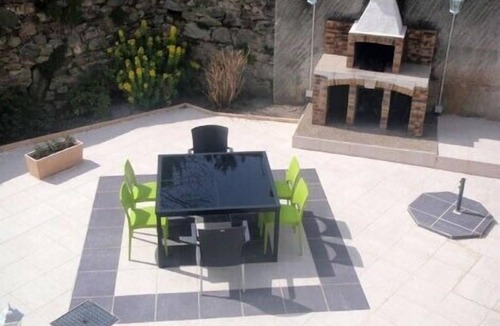 Ayzac-Ost Apartment | charming villa in Ayzac ost