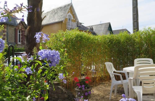 Pornichet Villa | Charming villa located 492 feet away from the beach
