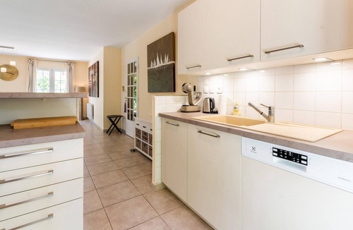 Limoux Villa | Charming Villa Stay Near Limoux