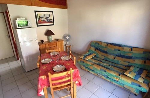 Le Barcares Villa | Charming Villa with Mezzanine, Pool Access, 6 Guests - Le Barcarès