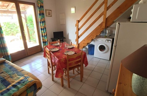 Le Barcares Villa | Charming Villa with Mezzanine, Pool Access, 6 Guests - Le Barcarès