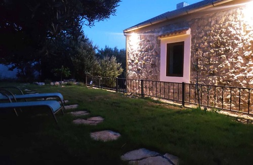 Banjol House | Charming Villa with best seview