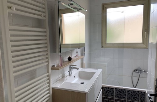 Lemasson House | Charming villa with south-facing pool