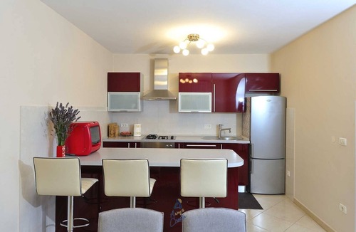 Buzinija Villa | Charming Villa with Hydro Massage Pool, Perfect for Groups of 8