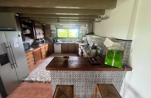Lahosse House | Charming villa with large pool