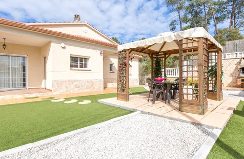 Vidreres Villa | Charming Villa with pool near Lloret