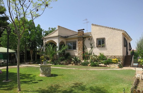 L'Eliana Villa | Charming Villa with private pool and garden very close to Valencia.