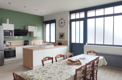 Sacy-le-Petit Cottage | Charming Village House: 8 Guests, 4 Baths, Near Compiègne, AC, WiFi, Garage, All-Incl.