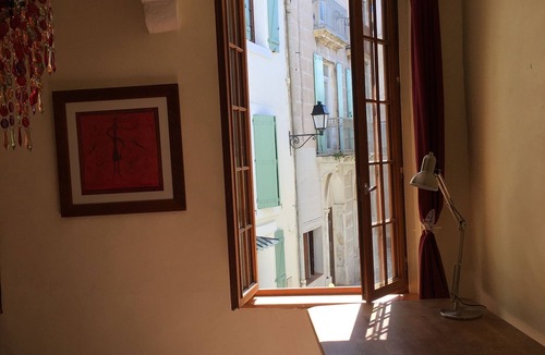 Puisserguier House | charming village house with every comfort and pool