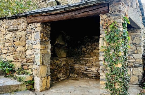 Cambia House | Charming village house with terrace and superb mountain views!