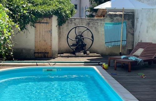 Autignac House | Charming village house with pool