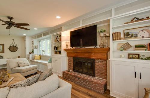 Page County House | Charming Villisca Getaway w/Screened Porch!