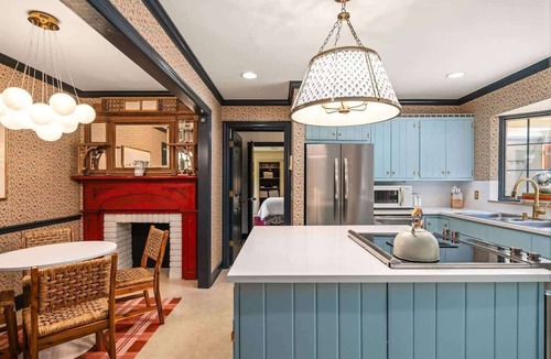 Lebanon House | Charming Vintage Home w/Hot Tub & Fire Pit