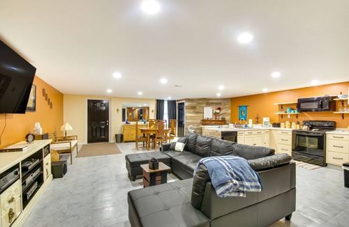 Lynchburg Apartment | Charming Virginia Getaway Near Hiking & Golfing!