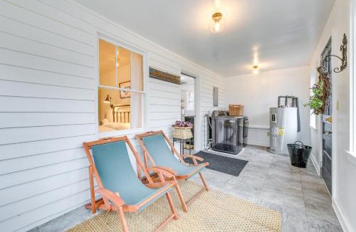 Farmville House | Charming Virginia Retreat w/Covered Porch & Yard!