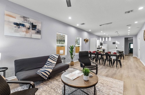 Denver Heights Cottage | Charming Walkable 4 Br/2.5 BA Near Dtown Riverwalk