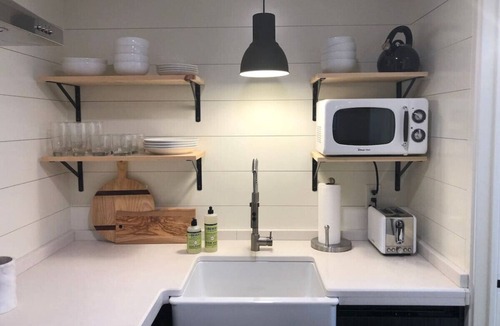 Auburn Apartment | Charming Walkable Studio – Steps to Auburn & Stadium