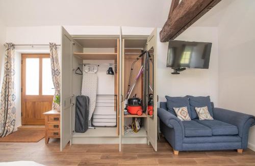 South Littleton Apartment | Charming Warwickshire Studio